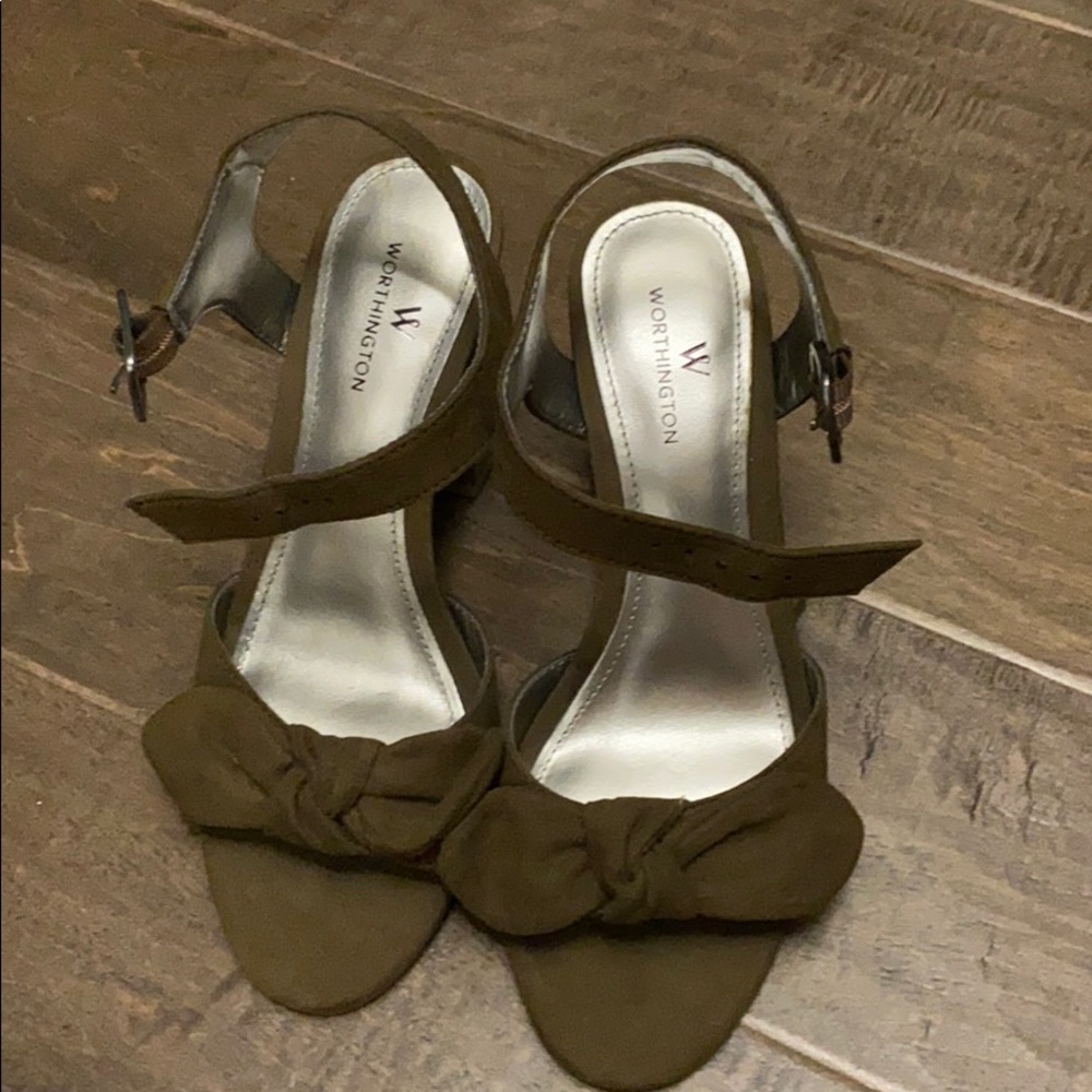 New olive tie detail heels